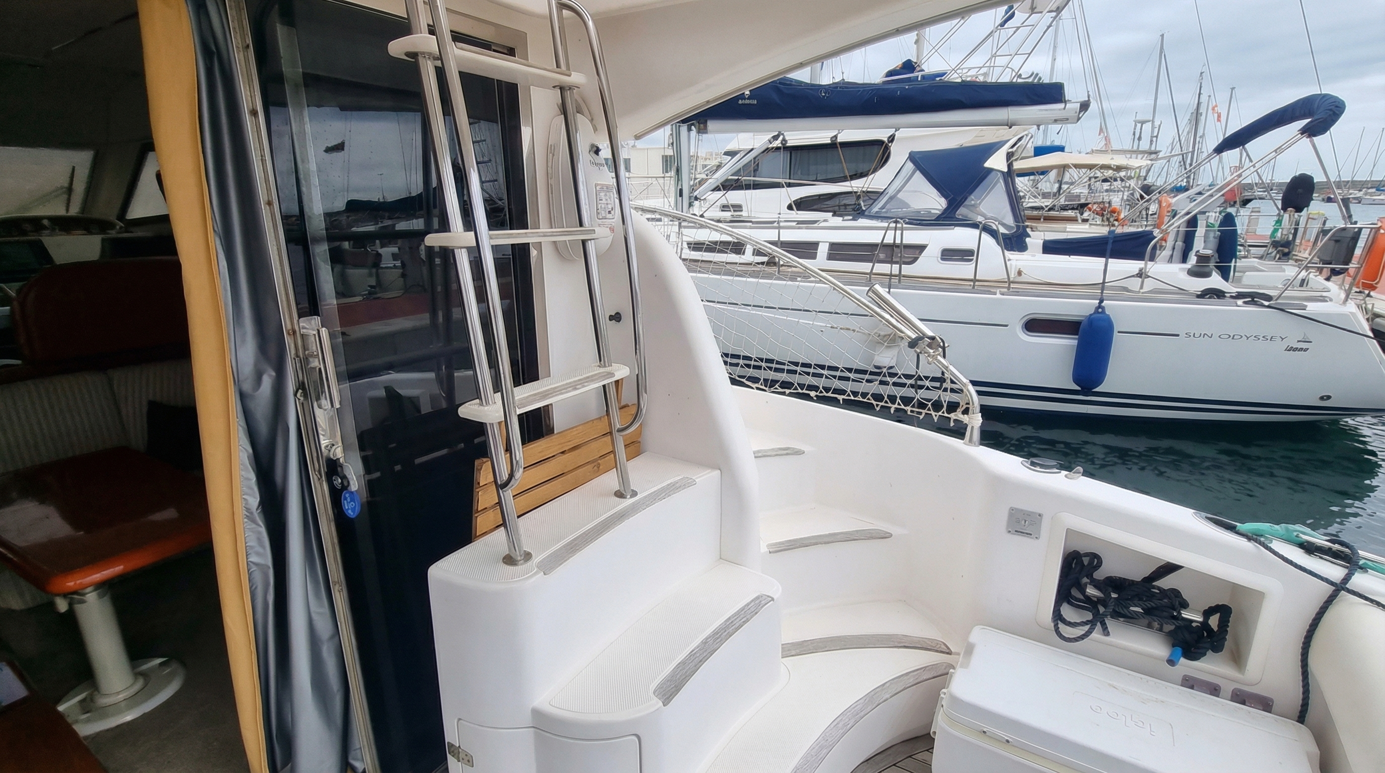 Astondoa 39 — photo 4 of 20