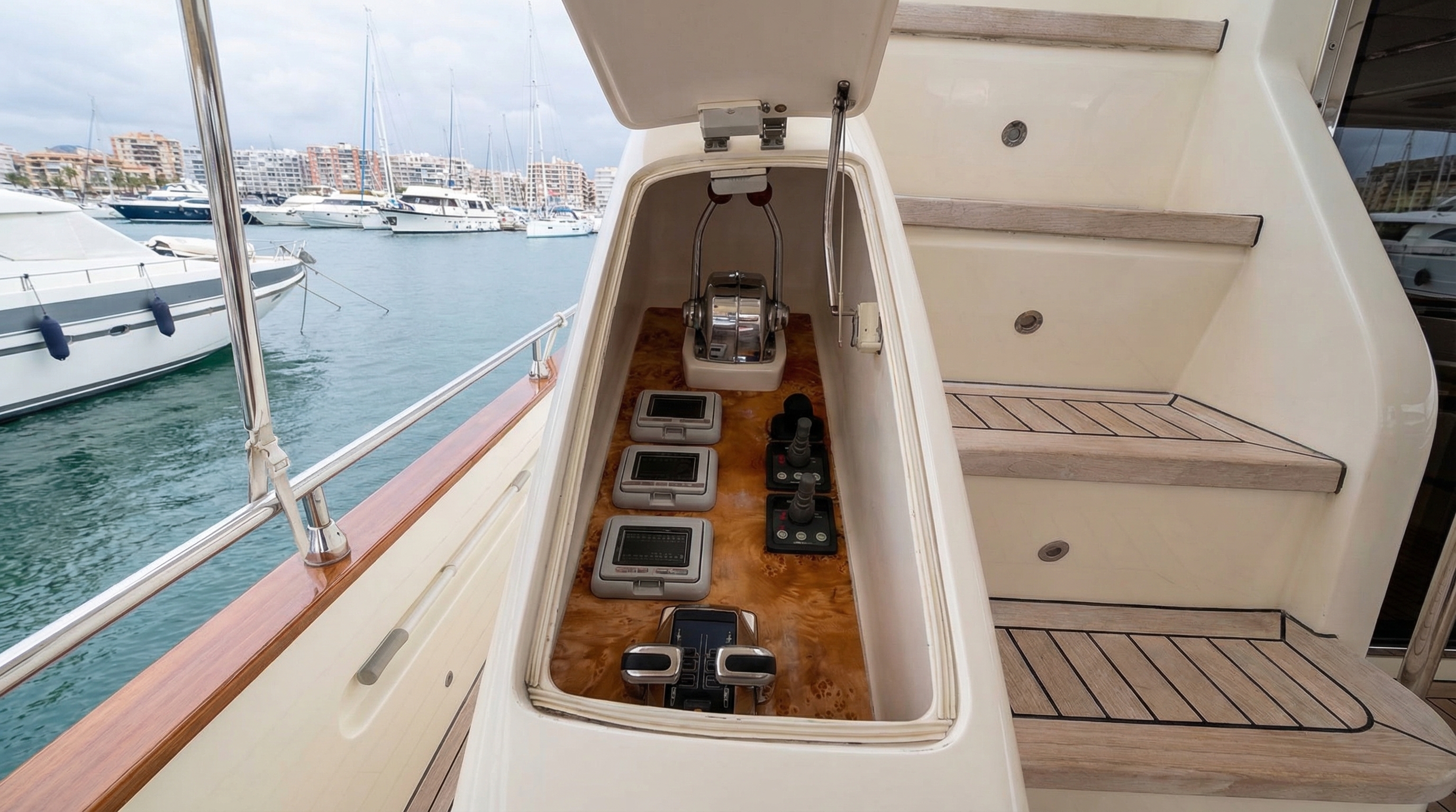 Astondoa 72 GLX — photo 21 of 27