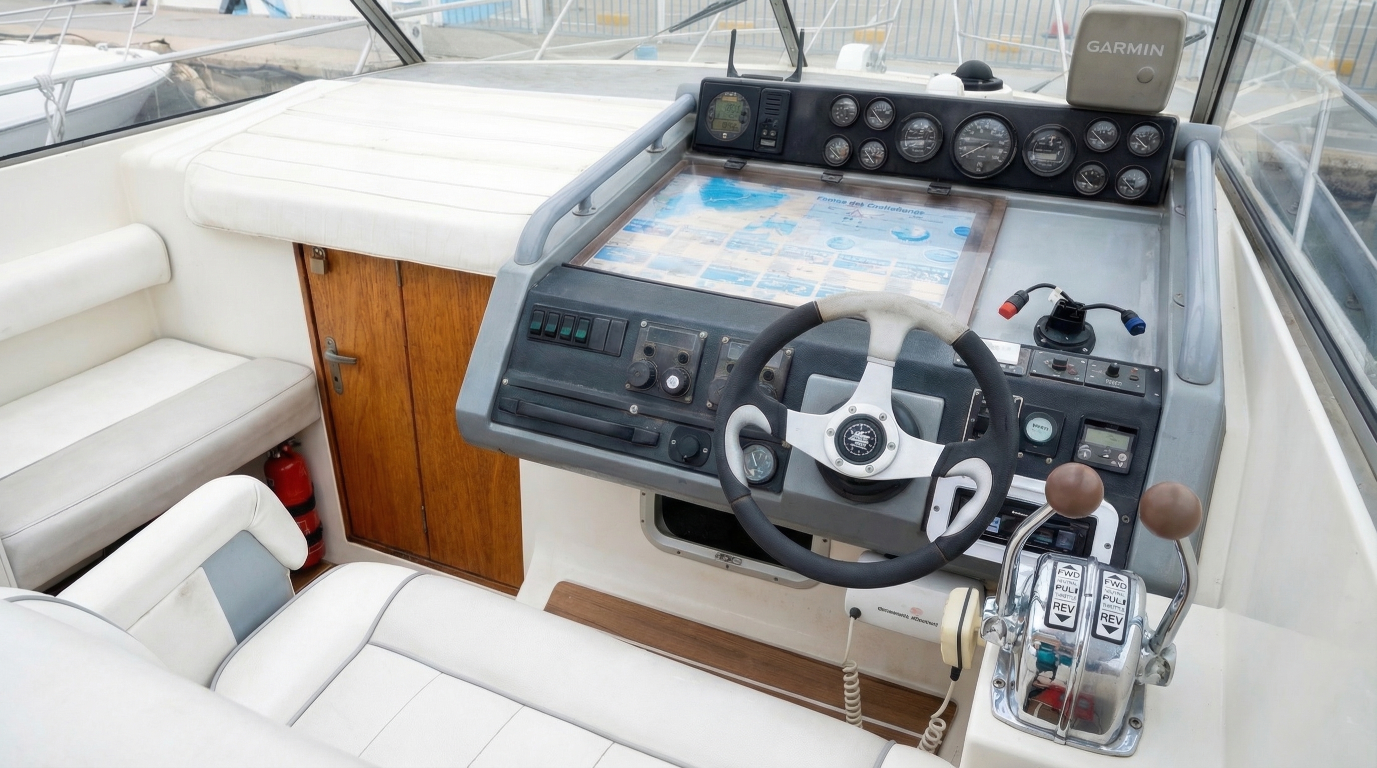 Fjord 900 — photo 8 of 12