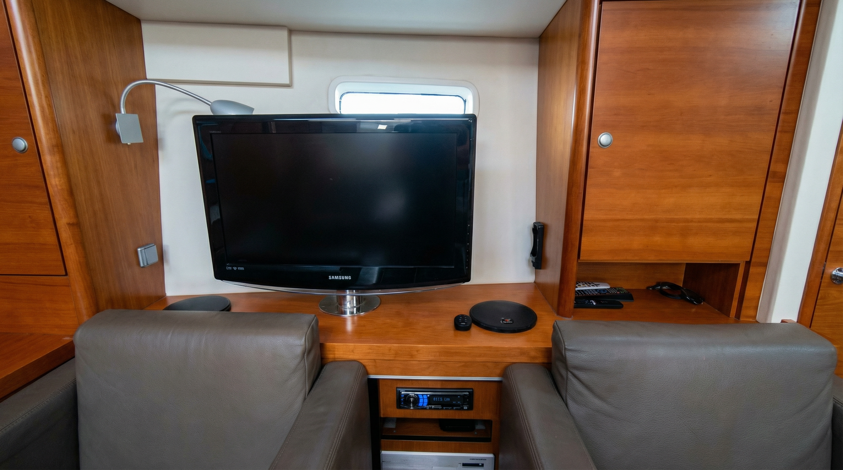 Hanse 470 — photo 8 of 24