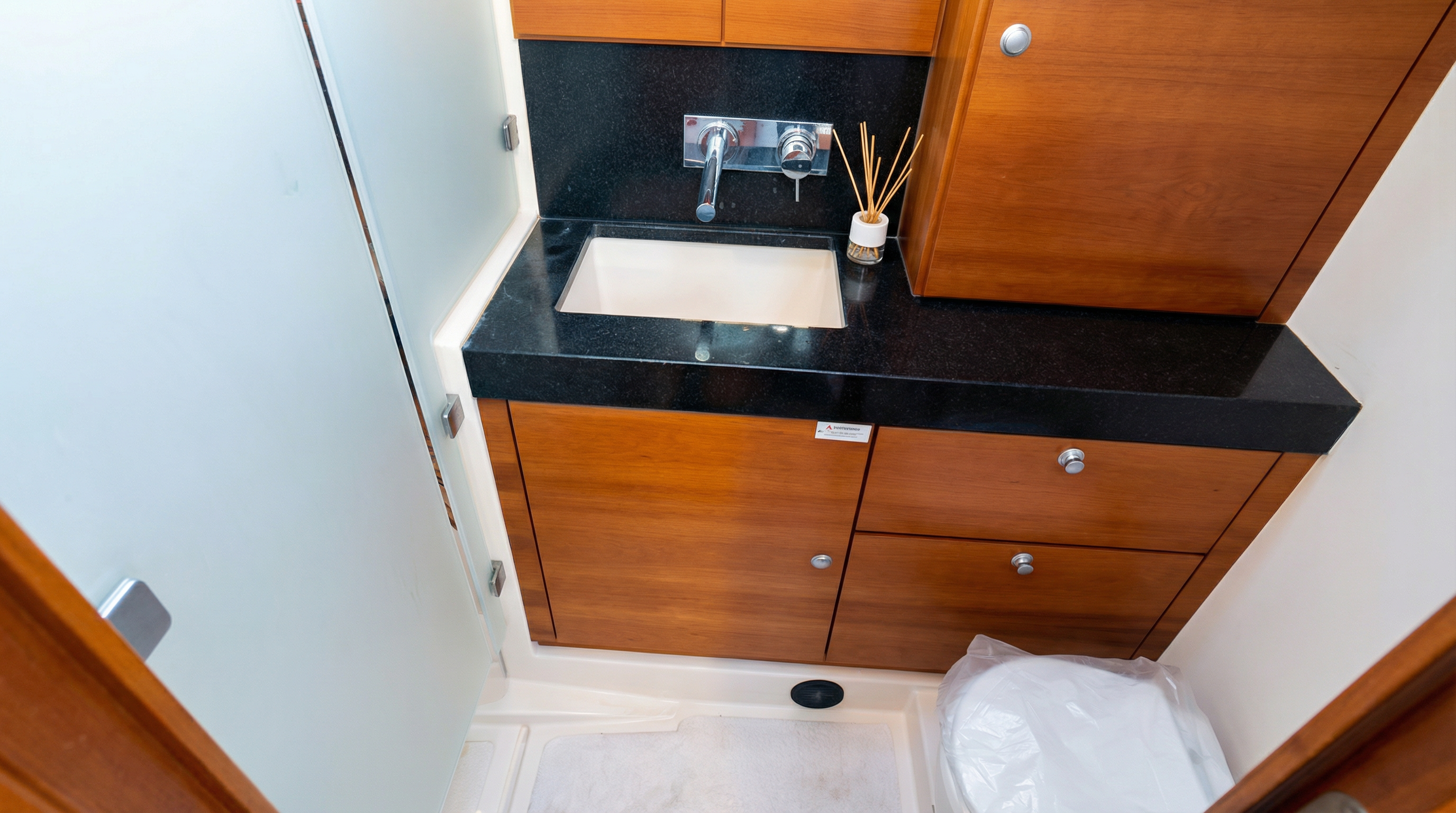 Hanse 470 — photo 10 of 24