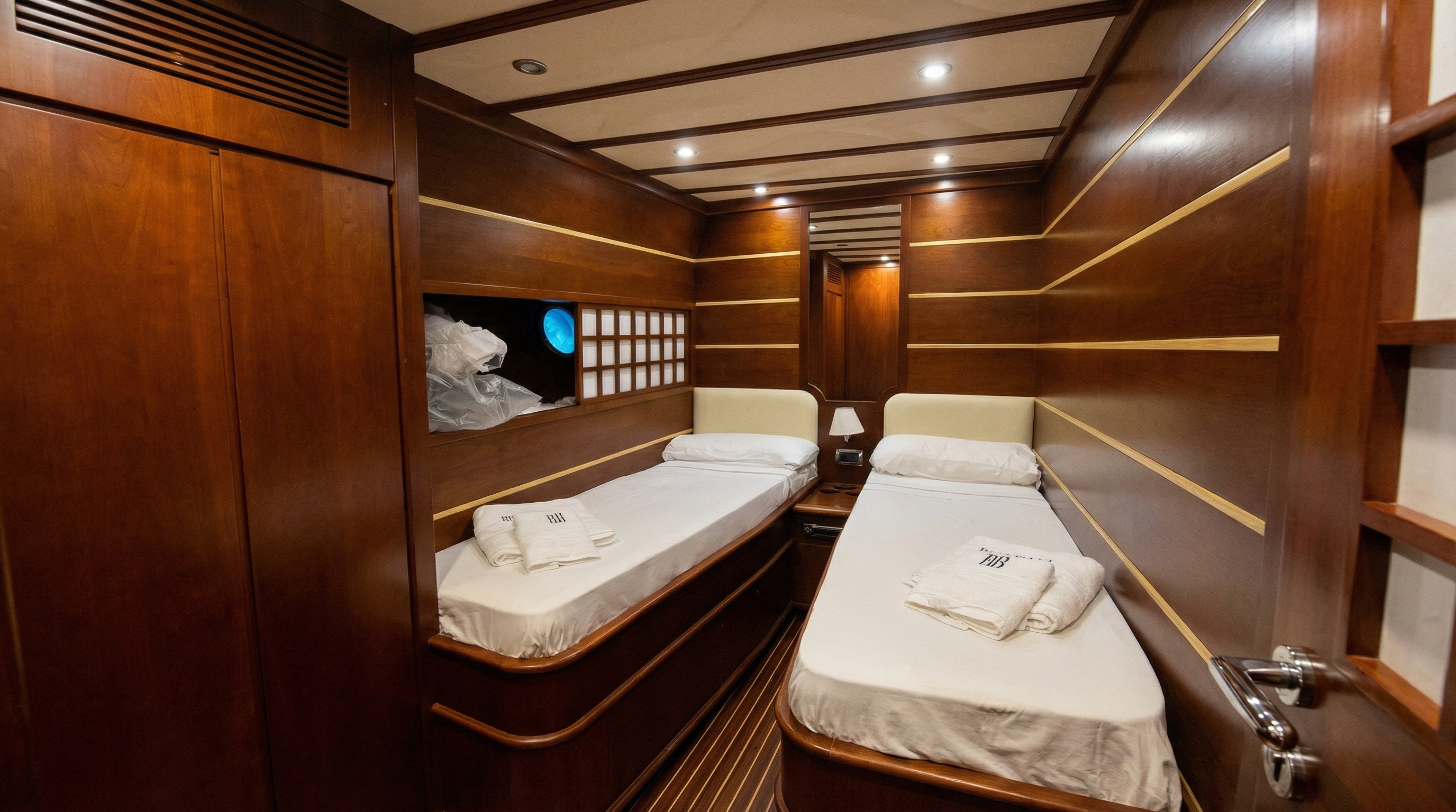 Navalia 60 — photo 5 of 14